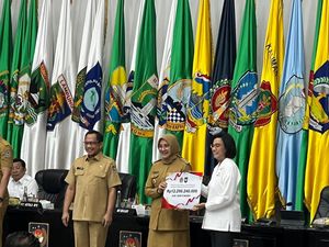 Menkeu Beri Insentif Rp 12,29 M ke Banyuwangi yang Berhasil Tekan Inflasi Menkeu Beri Insentif Rp 12,29 M ke Banyuwangi yang Berhasil Tekan Inflasi