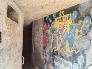 Perangi Vandalisme, Anak Muda Majalengka Bersih-bersih Gua Jepang Perangi Vandalisme, Anak Muda Majalengka Bersih-bersih Gua Jepang