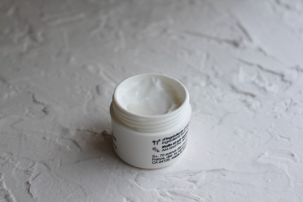 Gunakan krim malam / Foto: pexels.com/Yulisv