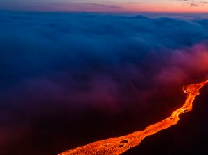 Islandia Persembahkan Kelahiran Bayi Gunung Berapi Islandia Persembahkan Kelahiran Bayi Gunung Berapi