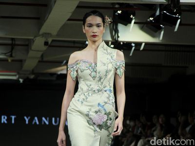 10 Gaun Pesta Karya Terbaru Albert Yanuar, Koleksi yang Penuh Filosofi