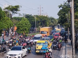 Warga Ngeluh U-Trun di Jalan Daan Mogot Jakbar Jadi Biang Kemacetan