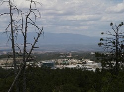 8 Fakta Kota Los Alamos yang Erat dengan Oppenheimer dan Bom Atom