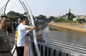 Potret Lika-liku Sodetan Ciliwung: Dibangun 11 Tahun, Akhirnya Selesai Potret Lika-liku Sodetan Ciliwung: Dibangun 11 Tahun, Akhirnya Selesai