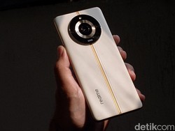 Review Realme 11 Pro Plus 5G: Tampilan Mewah Hipnotis Mata