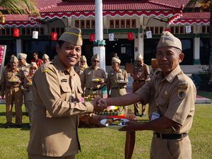 Pemkab Klaten Potong Tumpeng Lepas 7 Pensiunan ASN, Sekda Beri Pesan Ini Pemkab Klaten Potong Tumpeng Lepas 7 Pensiunan ASN, Sekda Beri Pesan Ini