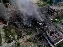 Penampakan Luluh Lantak Usai Gudang Petasan di Thailand Meledak