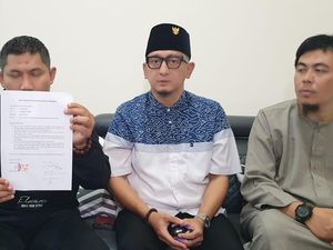 Penipu Jadwal Ustaz Abdul Somad-Adi Hidayat Ngaku Fasilitator-Minta Uang DP Penipu Jadwal Ustaz Abdul Somad-Adi Hidayat Ngaku Fasilitator-Minta Uang DP