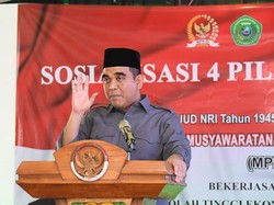 Beri Pesan Persatuan, Waket MPR Ajak Santri Jaga Perdamaian Saat Pemilu