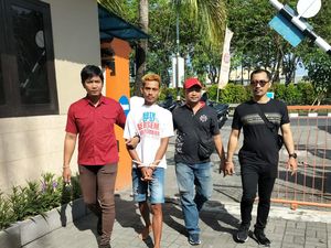 Buronan Kasus Pembunuhan di Sumba Barat Dibekuk di Pelabuhan Benoa Buronan Kasus Pembunuhan di Sumba Barat Dibekuk di Pelabuhan Benoa