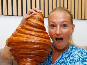 Jumbo! Croissant Seberat 1,5 Kg Ini Mengandung 3.000 Kalori Jumbo! Croissant Seberat 1,5 Kg Ini Mengandung 3.000 Kalori