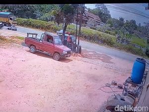 2 Pemotor di Jambi Tewas Ditabrak Motor Usai Hindari Jalan Rusak 2 Pemotor di Jambi Tewas Ditabrak Motor Usai Hindari Jalan Rusak