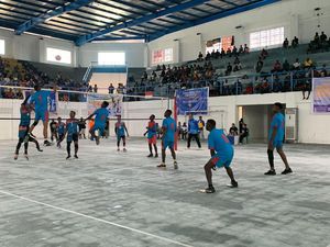 Kompetisi Ini Menjaring Bibit Atlet Futsal dan Voli Papua Kompetisi Ini Menjaring Bibit Atlet Futsal dan Voli Papua