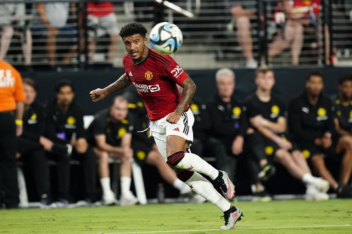 Jul 30, 2023; Las Vegas, Nevada, USA; Manchester United forward Jadon Sancho (25) kicks the ball during the first half against Borussia Dortmund at Allegiant Stadium. Mandatory Credit: Lucas Peltier-USA TODAY Sports