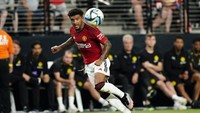 1 dan 2. Jadon Sancho – gaji per pekan sekitar 350 ribu paun (Rp 6,7 miliar). Foto: USA TODAY Sports via Reuters Con/Lucas Peltier