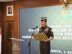Lantik Direktur Penindakan, Jampidmil: Tingkatkan Koordinasi Kejaksaan-TNI