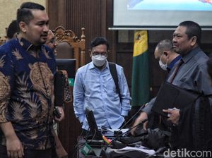 Saksi Kasus BTS Ungkap Aliran Duit Johnny Plate, Ada Rp 1,5 M Sumbang Gereja