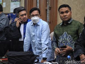 Johnny G Plate Singgung Arahan Jokowi di Sidang Dugaan Korupsi BTS 4G Johnny G Plate Singgung Arahan Jokowi di Sidang Dugaan Korupsi BTS 4G