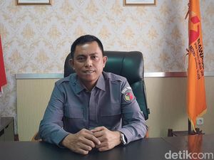 Janjikan 4 Ribu Suara ke Caleg, 2 Anggota Bawaslu OKU Diduga Minta Rp 1,34 M Janjikan 4 Ribu Suara ke Caleg, 2 Anggota Bawaslu OKU Diduga Minta Rp 1,34 M