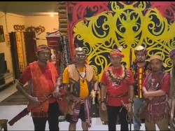 Kecaman Masyarakat Adat Dayak Sebab Rocky Gerung Bisa Bikin Perpecahan