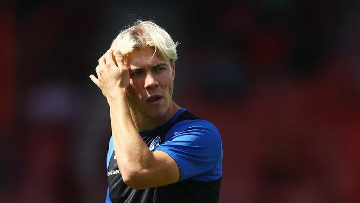 Soccer Football - Pre Season Friendly - AFC Bournemouth v Atalanta - Vitality Stadium, Bournemouth, Britain - July 29, 2023 Atalantas Rasmus Hojlund during the warm up before the match Action Images via Reuters/Matthew Childs