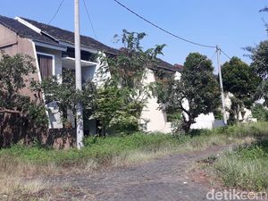 Kompleks Elit Tak Berpenghuni di Jaktim Ini Ternyata Punya BUMN