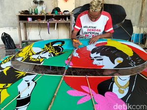 Lagi Musim, Perajin Layangan Pegon di Boyolali Panen Cuan