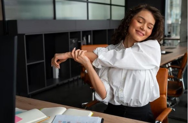 Siang hari (11.00-14.00)/Foto: Freepik/Freepik Siang hari (11.00-14.00)/Foto: Freepik/Freepik