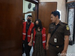 Terdakwa Kasus Video Kebaya Merah Keberatan dengan Tuntutan Jaksa
