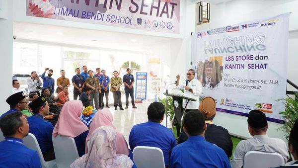 Upaya Mengasah Enterpreneur dan UMKM lewat Warung Sekolah