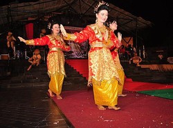 7 Lagu Daerah Bengkulu Beserta Lirik dan Maknanya