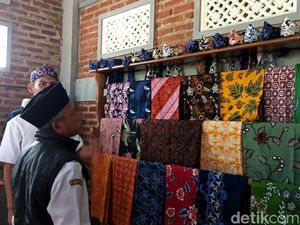 Mengenal Batik Khas Kuningan, Motifnya Ikan Dewa hingga Ikon Kuda