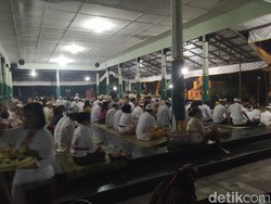 Hari Raya Galungan, Pura di Kompleks Akmil Magelang Dipadati Umat Hindu