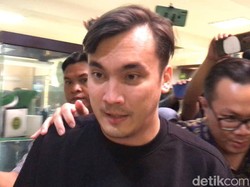 Rendy Kjaernett Urus Lady Nayoan di RS, Berdoa Tak Ada Cedera Susulan