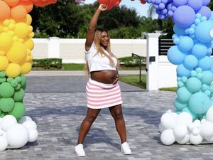 Mewahnya Pesta Gender Reveal Anak Serena Williams, Diumumkan Pakai Drone Mewahnya Pesta Gender Reveal Anak Serena Williams, Diumumkan Pakai Drone
