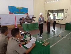 Perkosa Siswi SMA, Oknum Polisi di Labuan Bajo Dipecat!