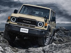 Mobil Pekerja Keras Toyota Land Cruiser 70 Meluncur, Dijual Rp 500 Jutaan