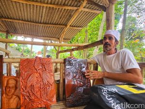 Kisah Habib Fahmi Usir Bank Emok di Sukabumi Pakai Keset Kisah Habib Fahmi Usir Bank Emok di Sukabumi Pakai Keset