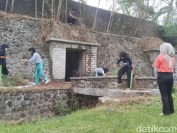 Melawan Vandalisme di Gua Jepang Majalengka