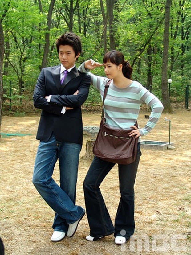 Celana Cutbray-Drakor My Name Is Kim Sam Soon/Foto: Soompi Celana Cutbray-Drakor Smasoon