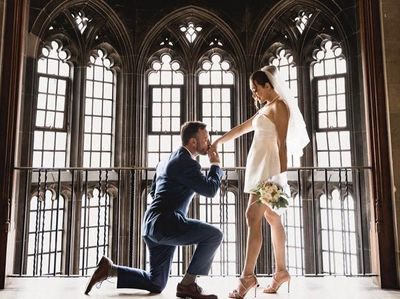 Happy Wedding! 12 Senyum Merekah Dewi Rezer dan Ethan Alrmk di Hari Bahagia