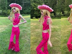 Kisah YouTuber Eugenia Cooney Idap Anoreksia, Tubuh Kurusnya Jadi Sorotan