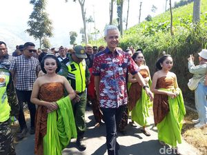 Ganjar Singgung soal Orang Mengumpat di Medsos, Sindir Siapa?