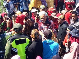 Pamit Pensiun dari Gubernur Jateng, Ganjar Diteriaki Presiden