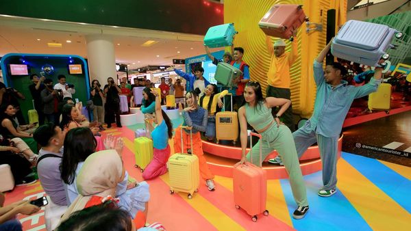 Koper Ini Bikin Liburan Penuh Warna, Cocok untuk Gen Z