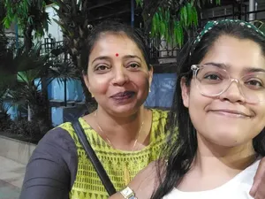 AI Bikin Gaji Perempuan Ini Turun Parah Membuat Keluarganya Sengsara