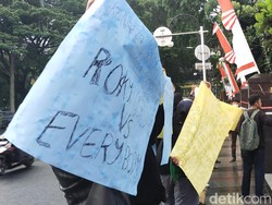 Jabar Hari Ini: Rocky Gerung Dilaporkan ke Polda hingga Persib Didenda