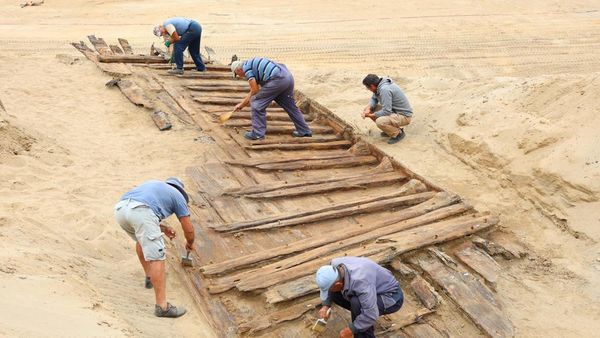 Menggali Kapal Kayu Romawi Kuno di Serbia
