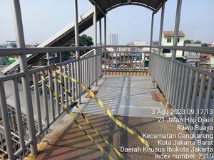 JPO di Daan Mogot yang Bolong gegara Pelat Besinya Dicuri Sudah Ditutup JPO di Daan Mogot yang Bolong gegara Pelat Besinya Dicuri Sudah Ditutup