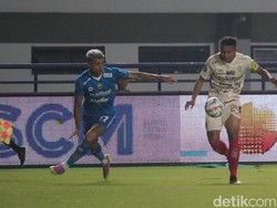 Persib Bandung Vs Bali United: Babak Pertama Tanpa Gol